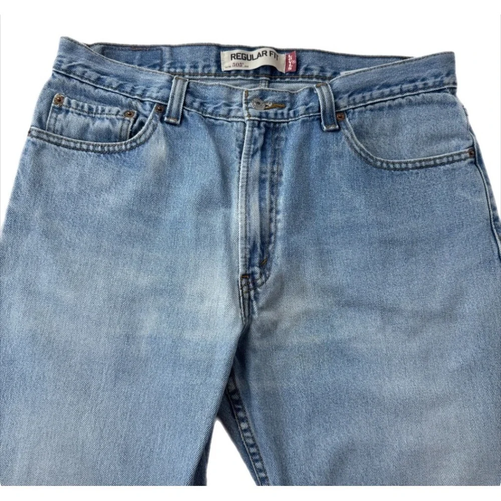 Levi's 505 Regular Fit‎ Jeans Men 35x32 (34X30) Light Wash Blue Straight Leg